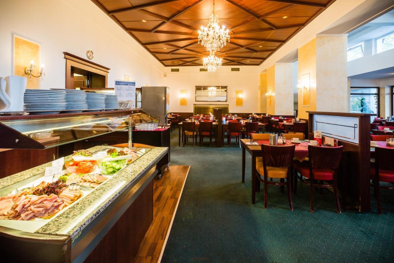 Royal Marianske Lazne Hotel Ngoại thất bức ảnh