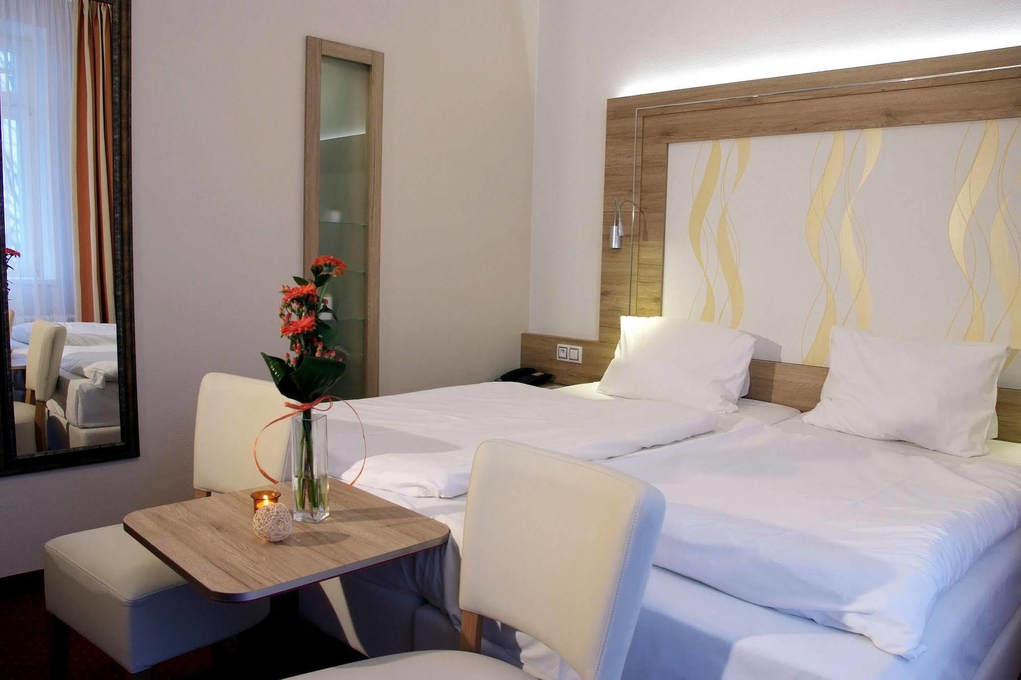Royal Marianske Lazne Hotel Ngoại thất bức ảnh